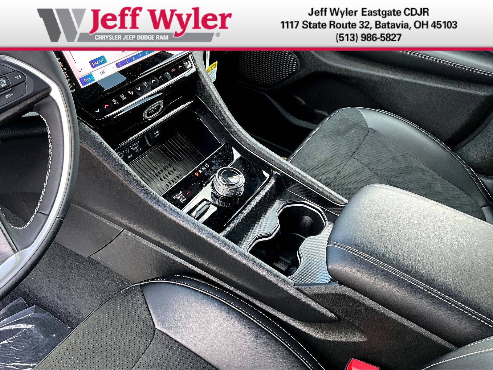 New 2026 Jeep Grand Cherokee Altitude AWD/4WD image 12