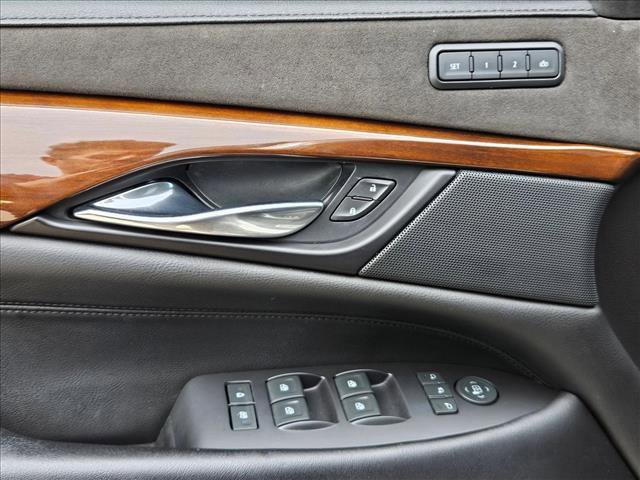 Used 2019 Cadillac Escalade Premium Luxury RWD image 27