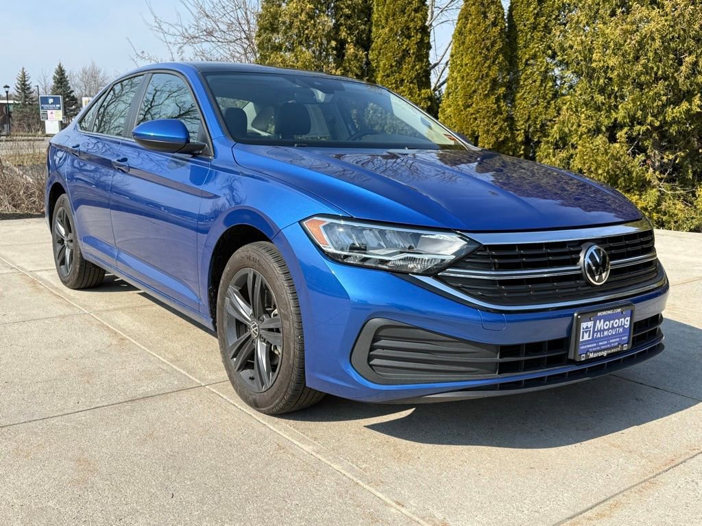 Used 2024 Volkswagen Jetta SE