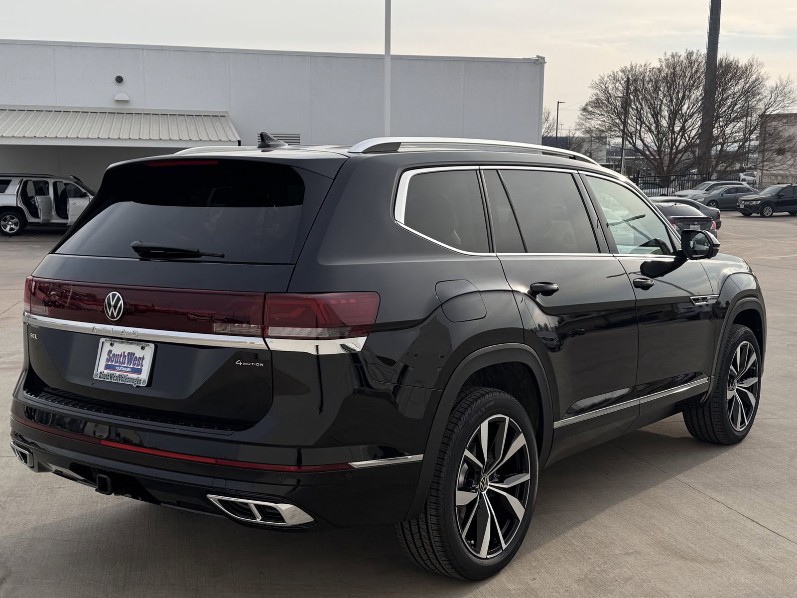 New 2026 Volkswagen Atlas SEL Premium R-Line image 4