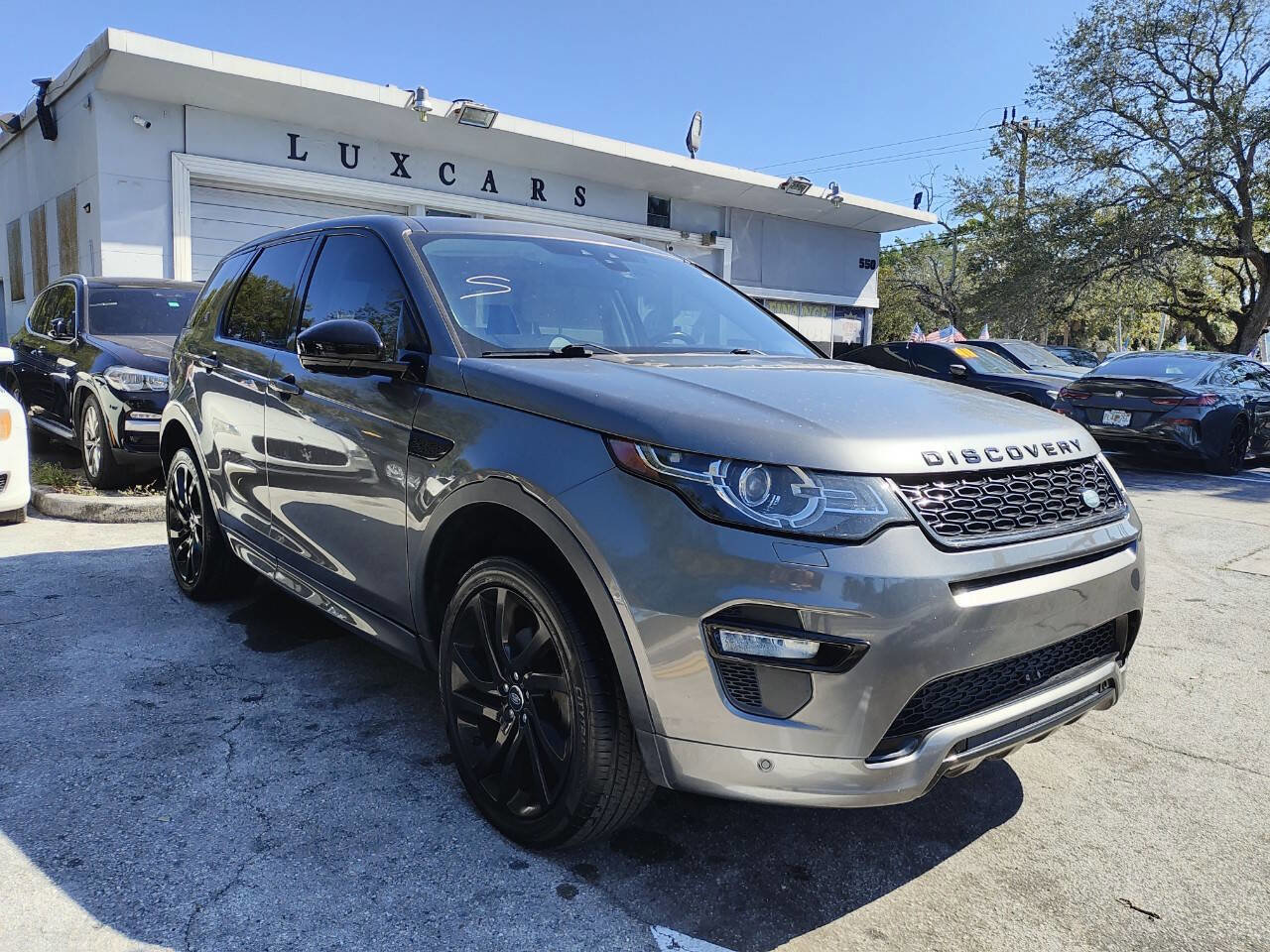 Used 2017 Land Rover Discovery Sport HSE image 12