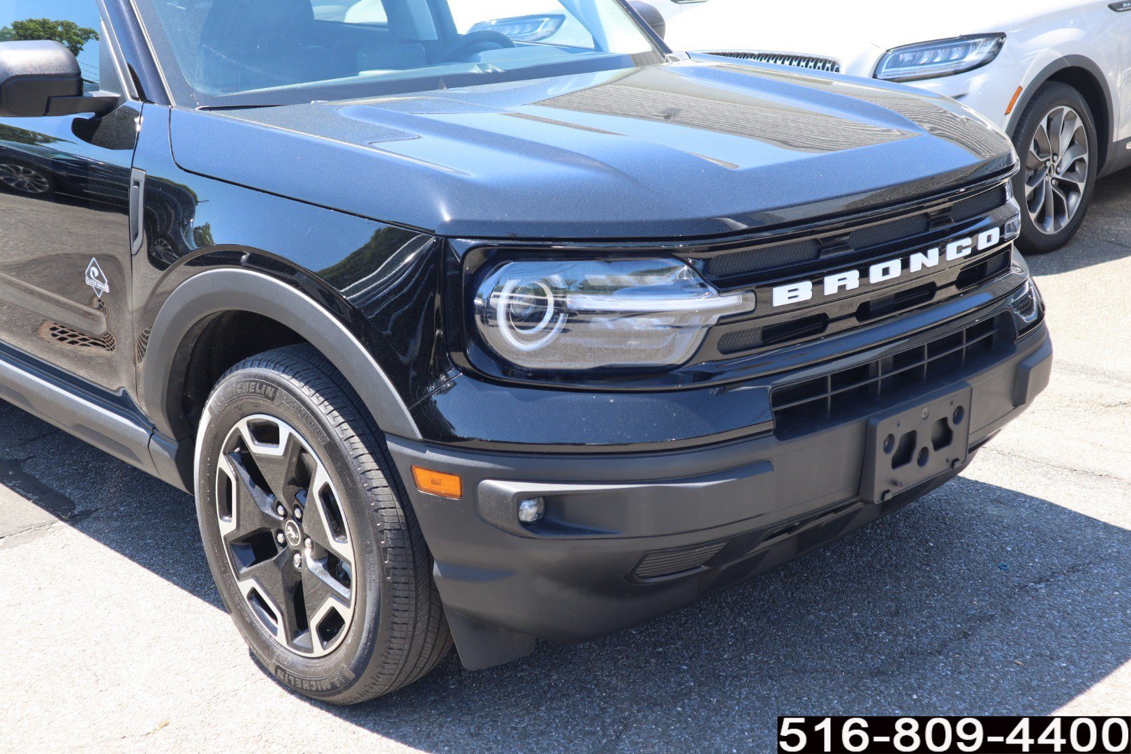 Used 2023 Ford Bronco Sport Outer Banks AWD/4WD image 2