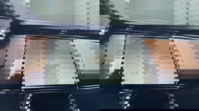 Used 2024 Land Rover Range Rover Sport SE image 25