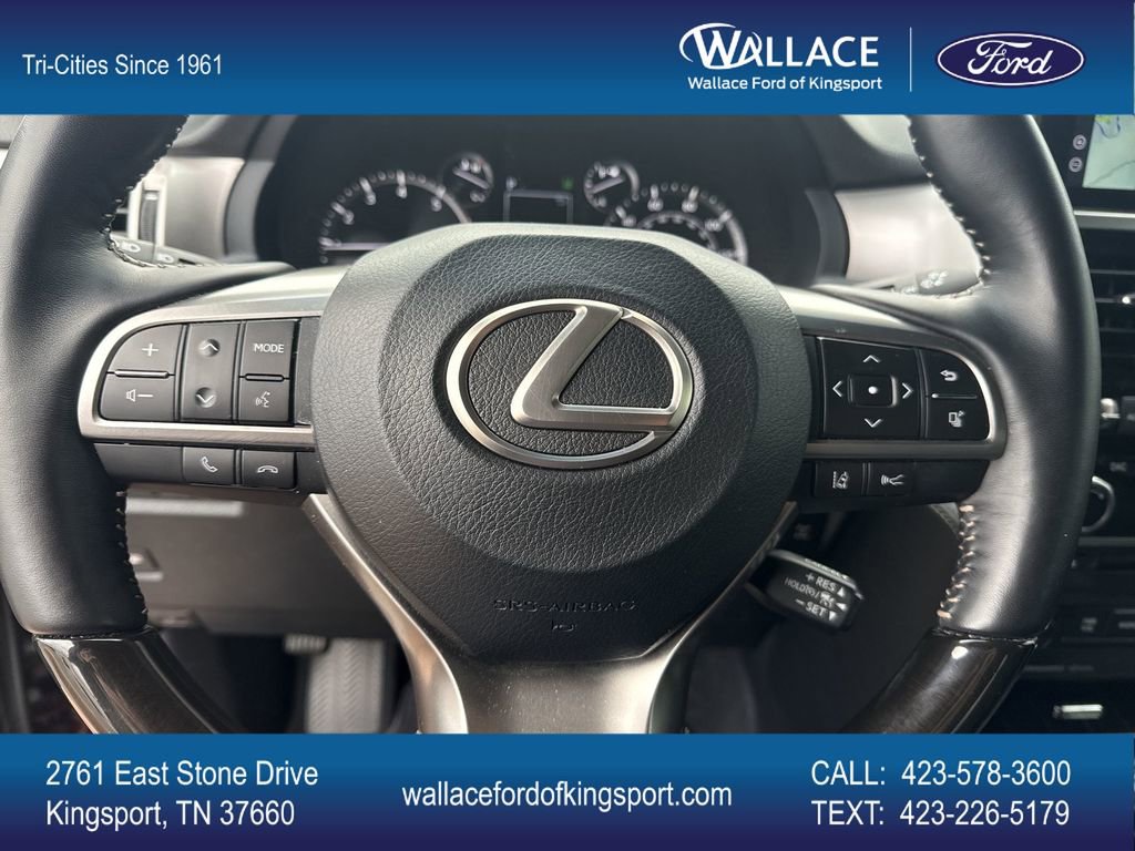 Used 2022 Lexus GX 460 Premium w/ Accessory Package image 18