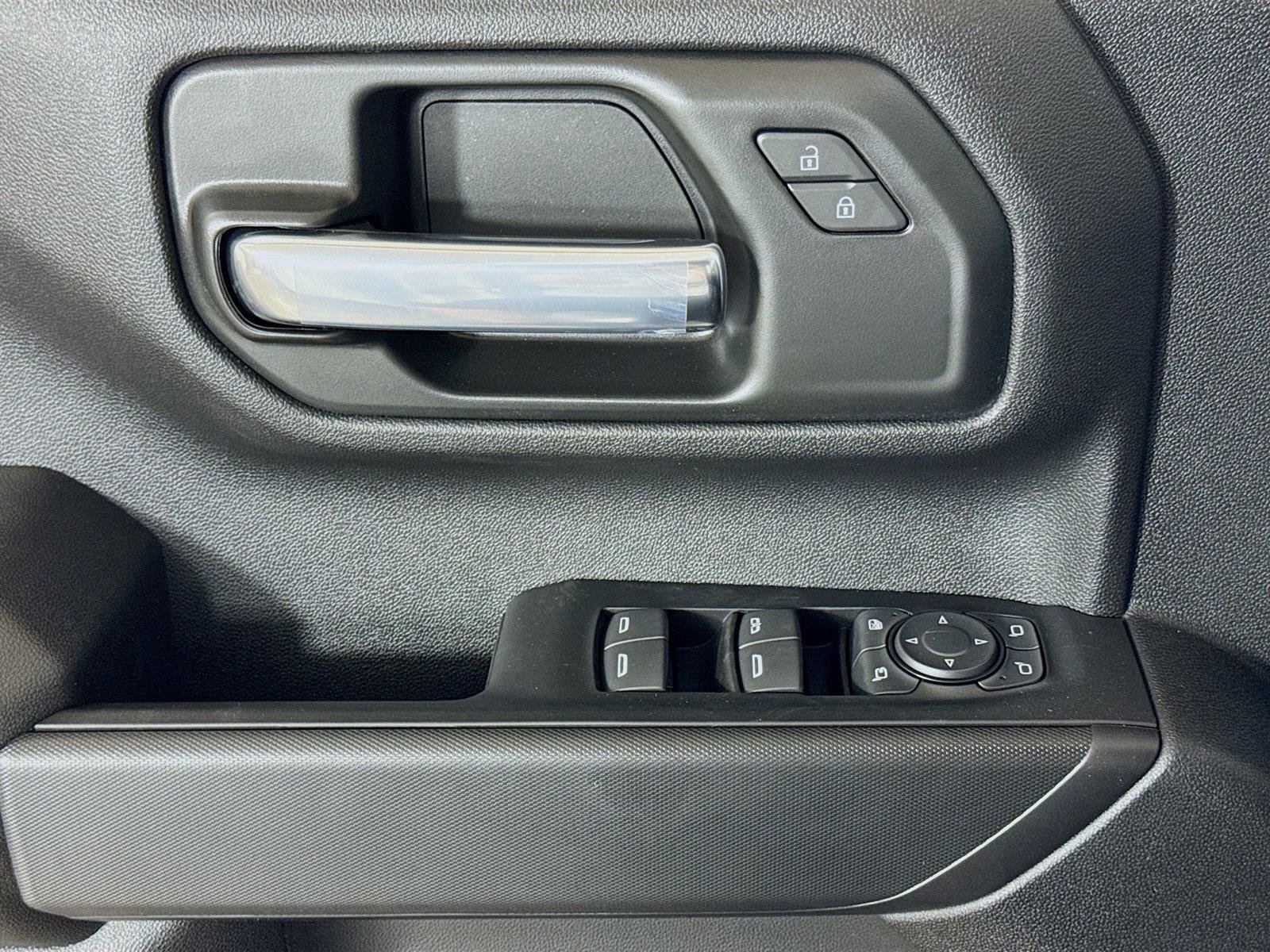 New 2026 Chevrolet Silverado 2500 Custom w/ Custom Value Package AWD/4WD image 16