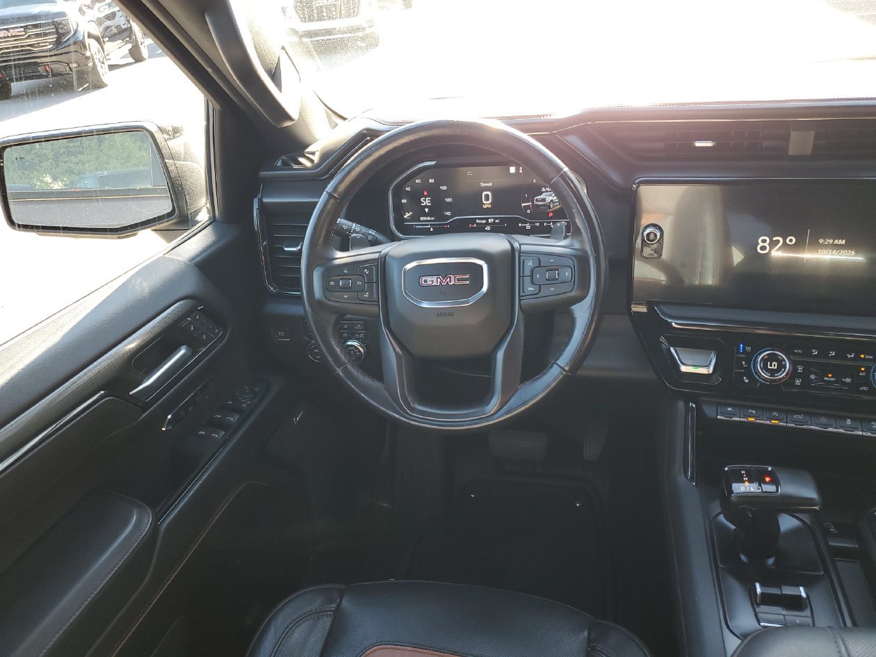 Used 2023 GMC Sierra 1500 AT4 w/ AT4 Premium Package AWD/4WD image 13