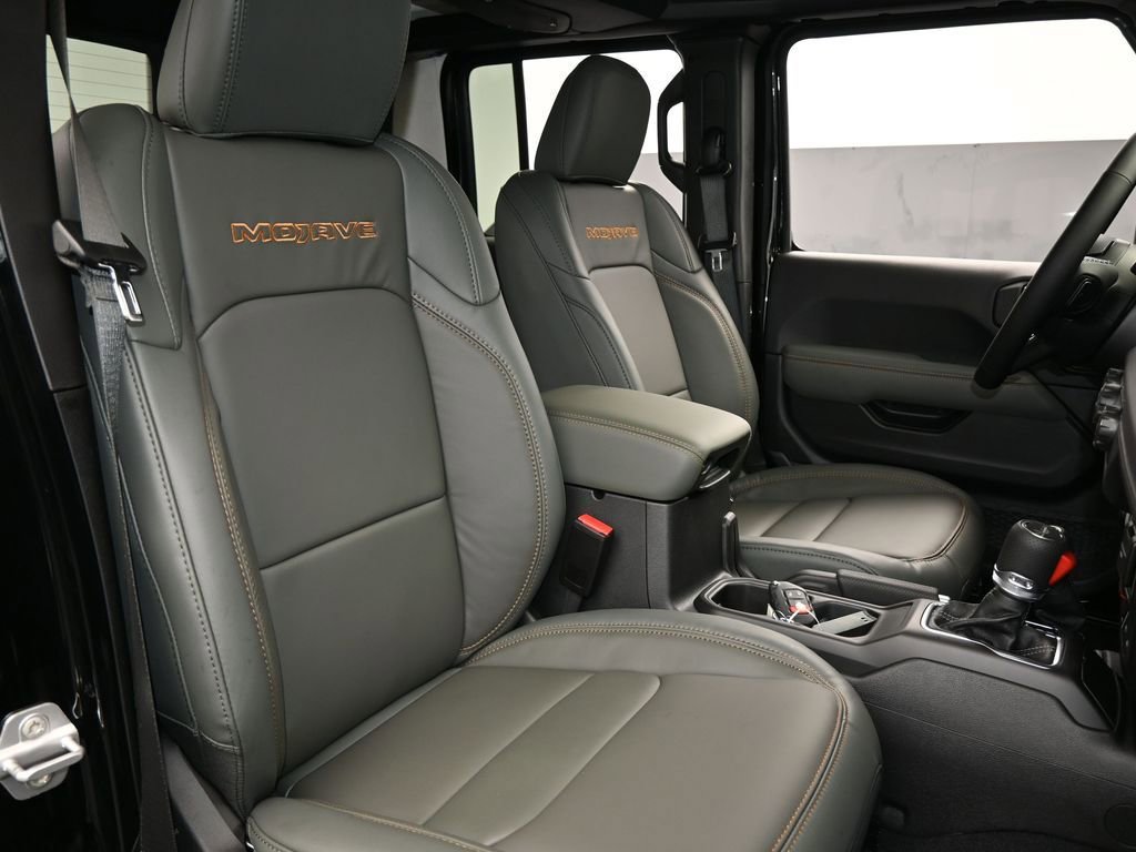 New 2026 Jeep Gladiator Mojave AWD/4WD image 40