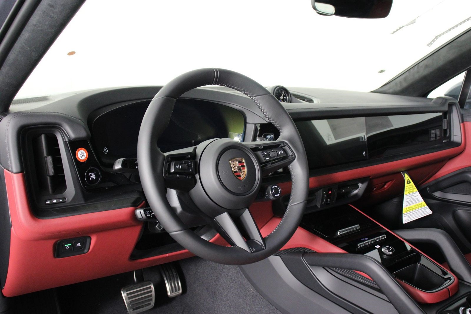 New 2026 Porsche Cayenne GTS AWD/4WD image 4