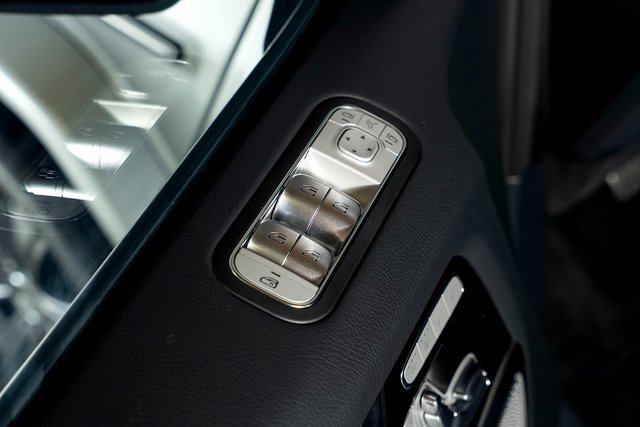 Used 2025 Mercedes-Benz G 550 image 57
