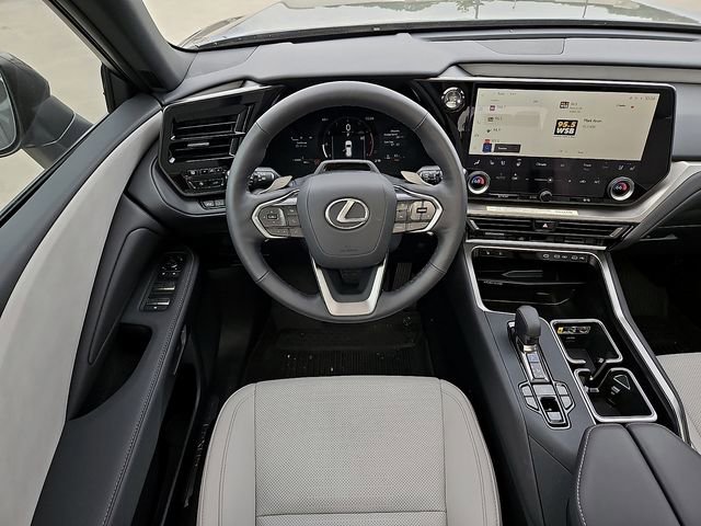 Used 2026 Lexus TX 350 AWD w/ Technology Package image 13