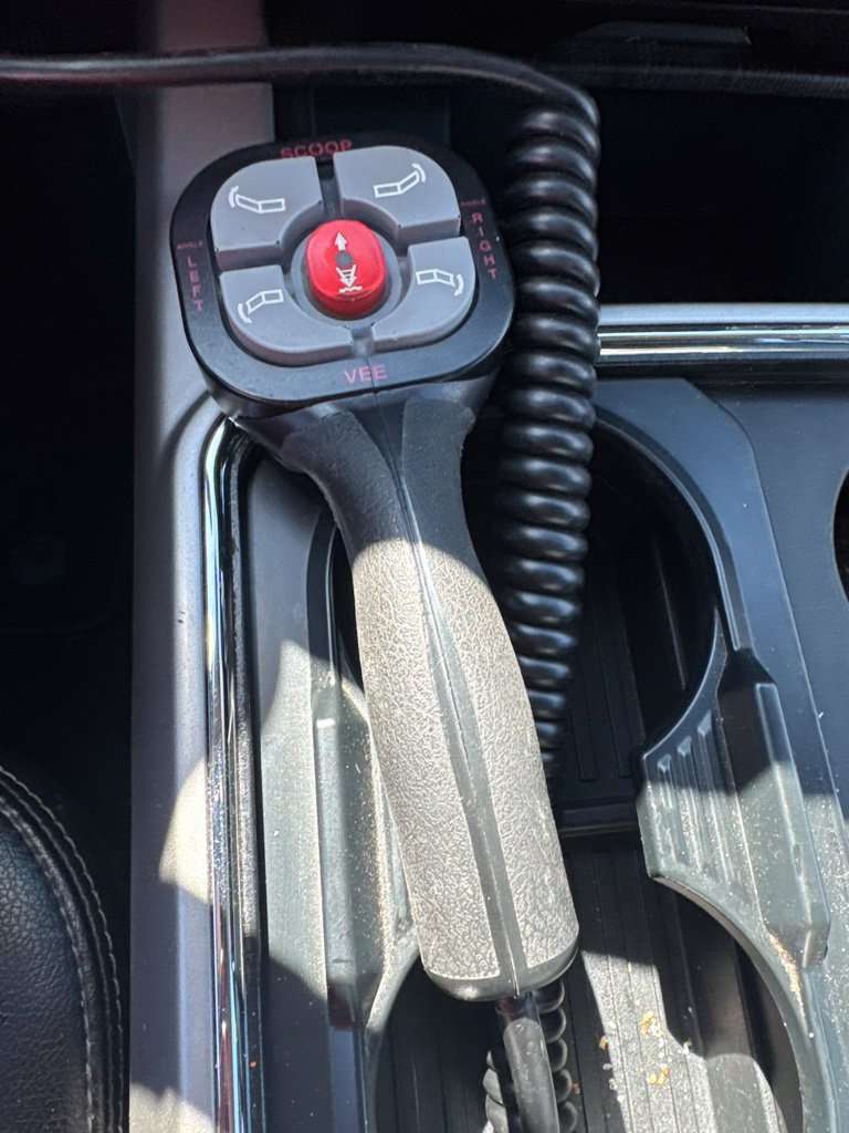 Used 2020 Ford F350 Lariat w/ Lariat Value Package AWD/4WD image 10