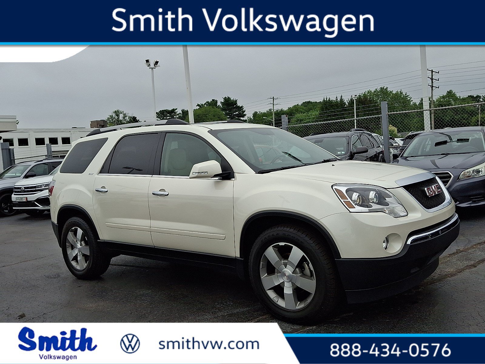 Used 2012 GMC Acadia SLT AWD/4WD image 1