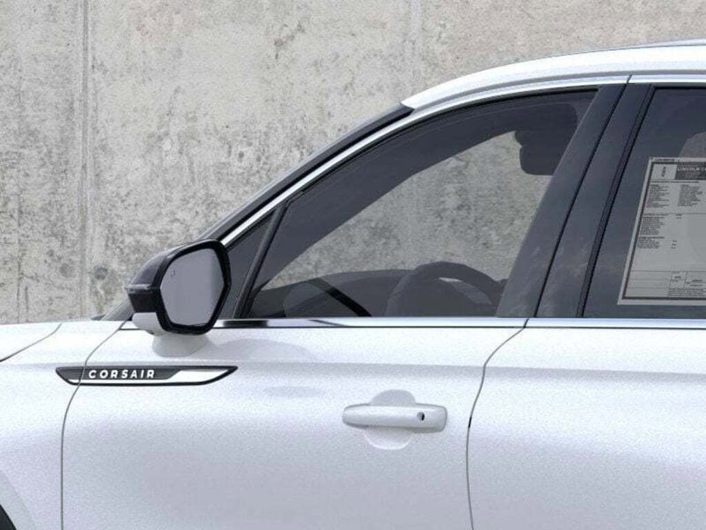 New 2025 Lincoln Corsair AWD w/ Equipment Group 101A image 42