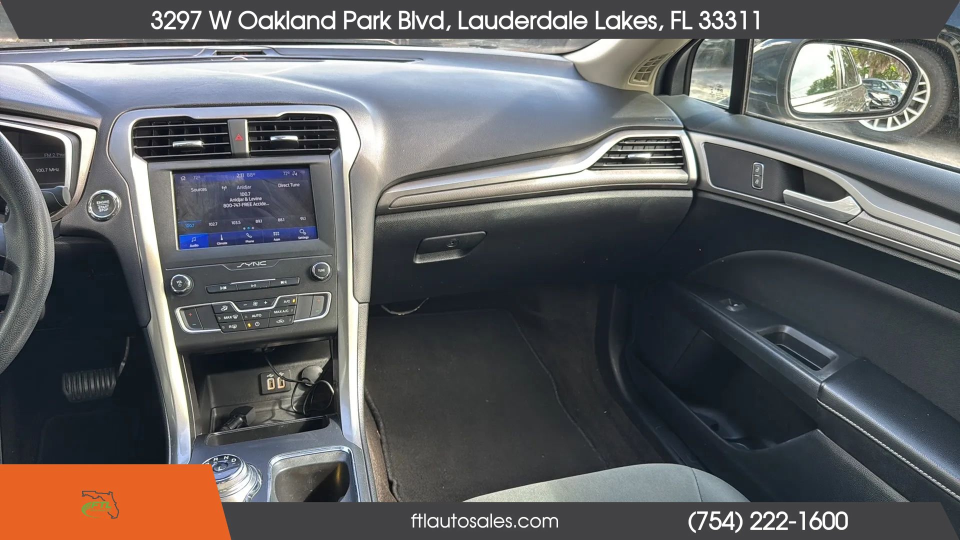 Used 2020 Ford Fusion SE image 32