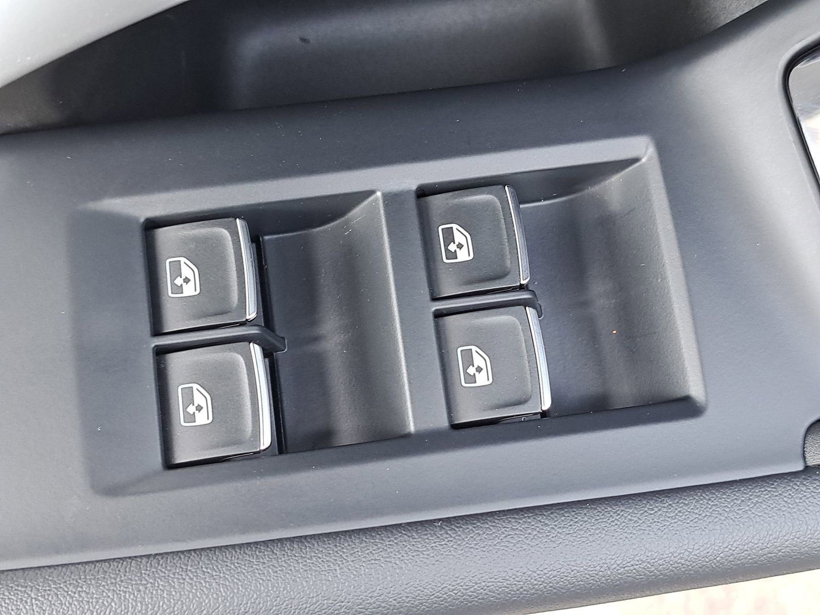 Certified 2025 Audi Q5 Prestige image 30