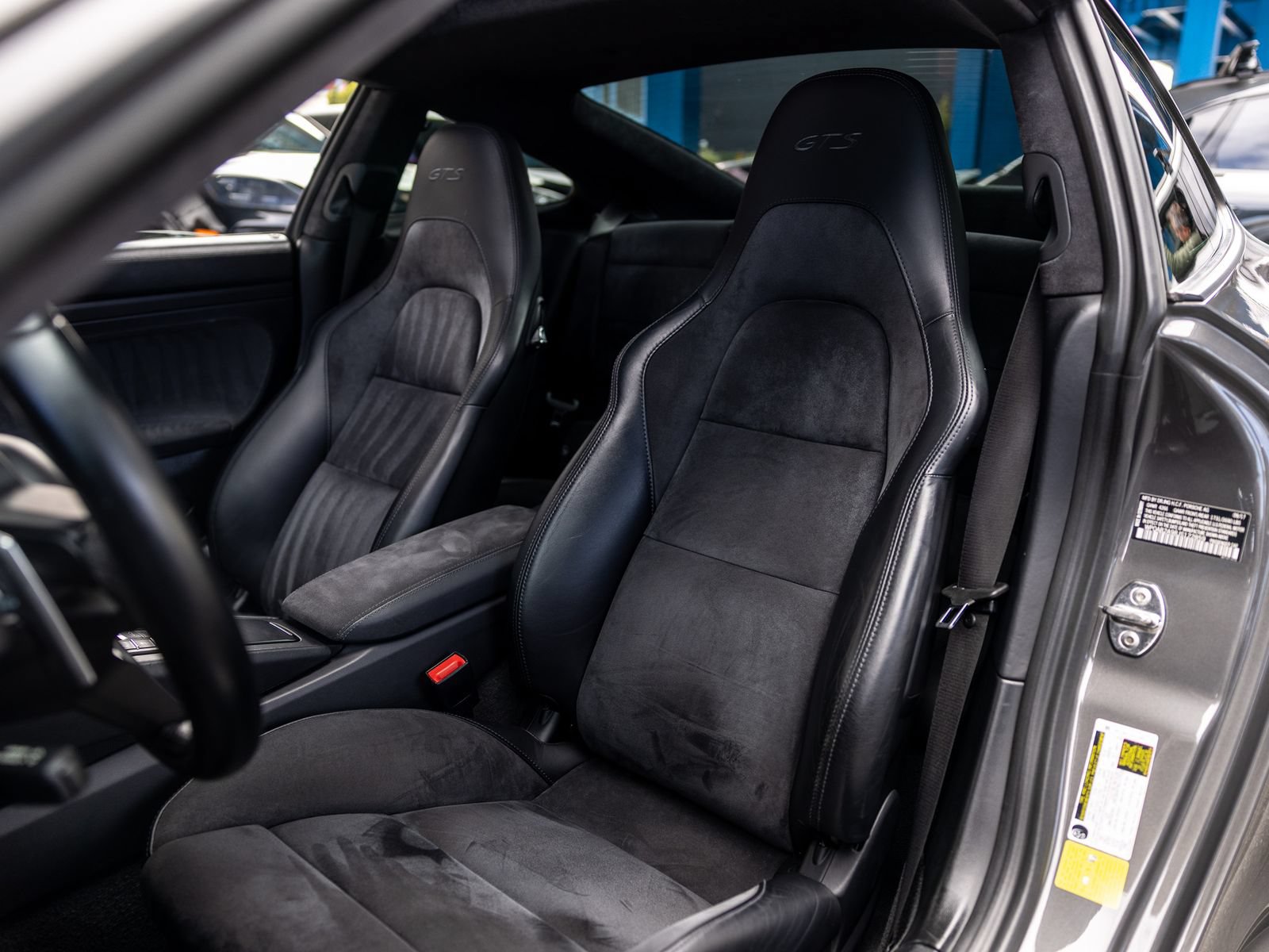 Certified 2018 Porsche 911 Carrera GTS RWD image 5
