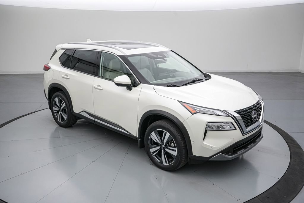 Used 2023 Nissan Rogue SL w/ SL Premium Package AWD/4WD image 2