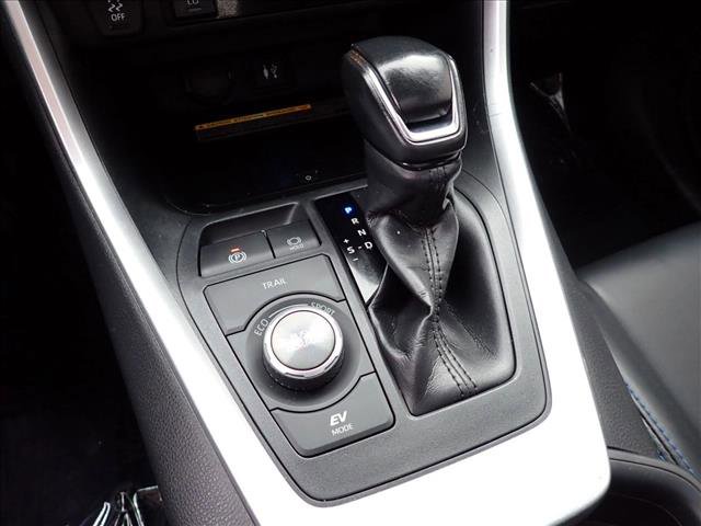 Used 2019 Toyota RAV4 XSE image 19