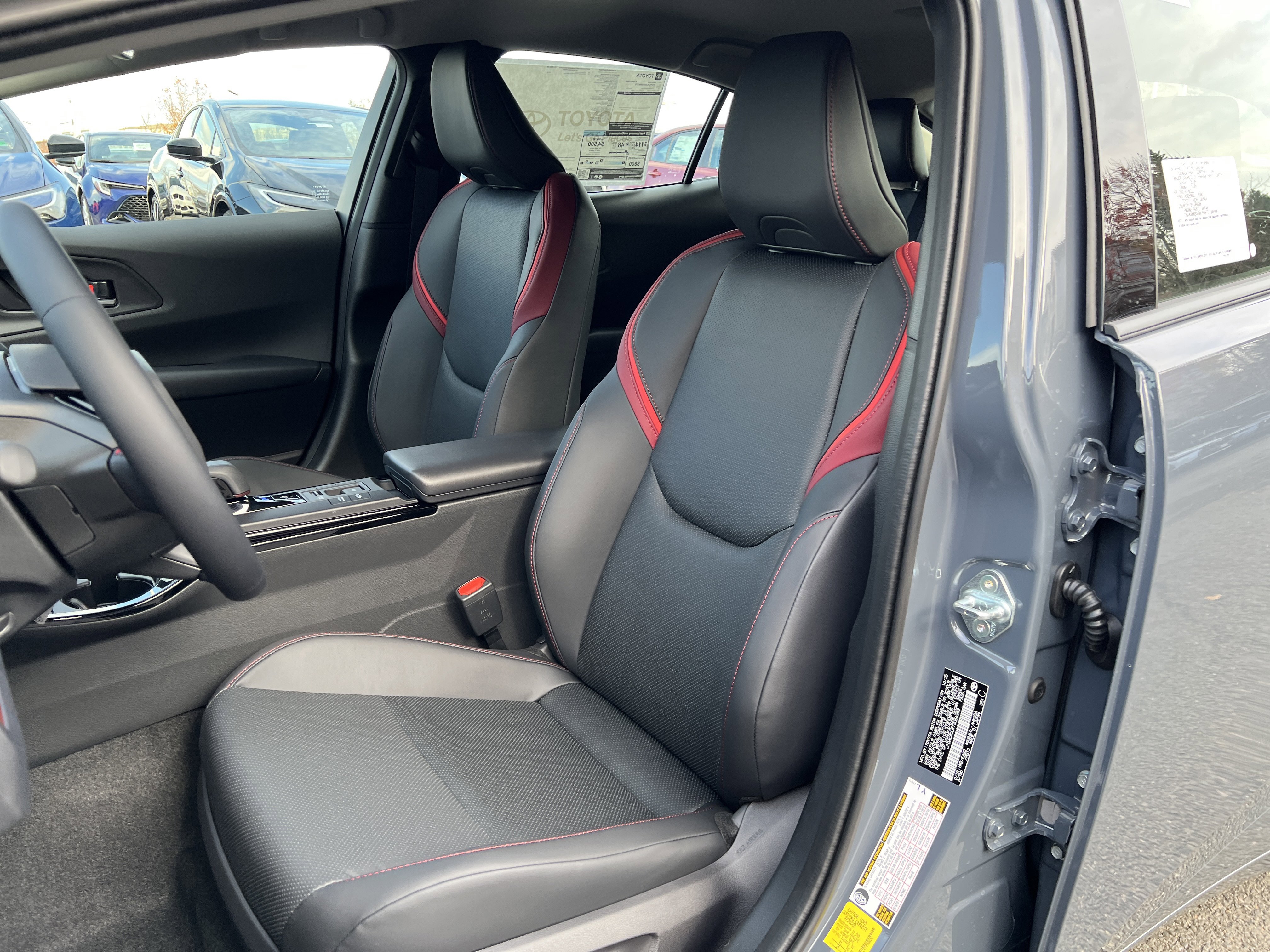 New 2026 Toyota Prius Plug-In Hybrid image 9