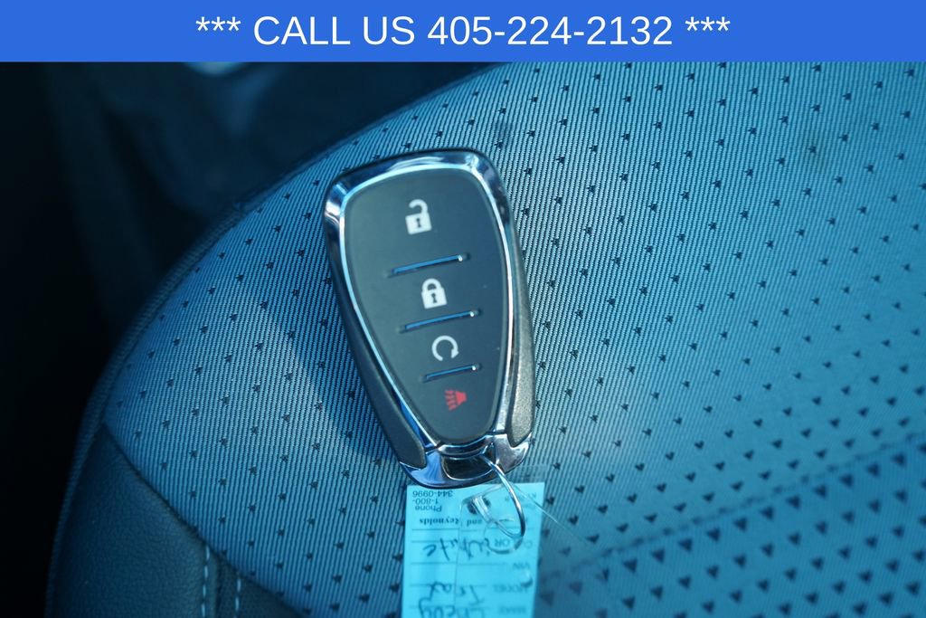 Used 2025 Chevrolet Trax LT w/ LT Convenience Package image 42
