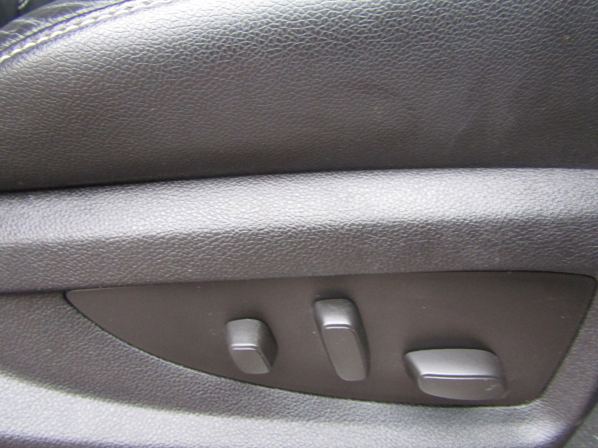 Used 2016 Chevrolet Tahoe LT image 16