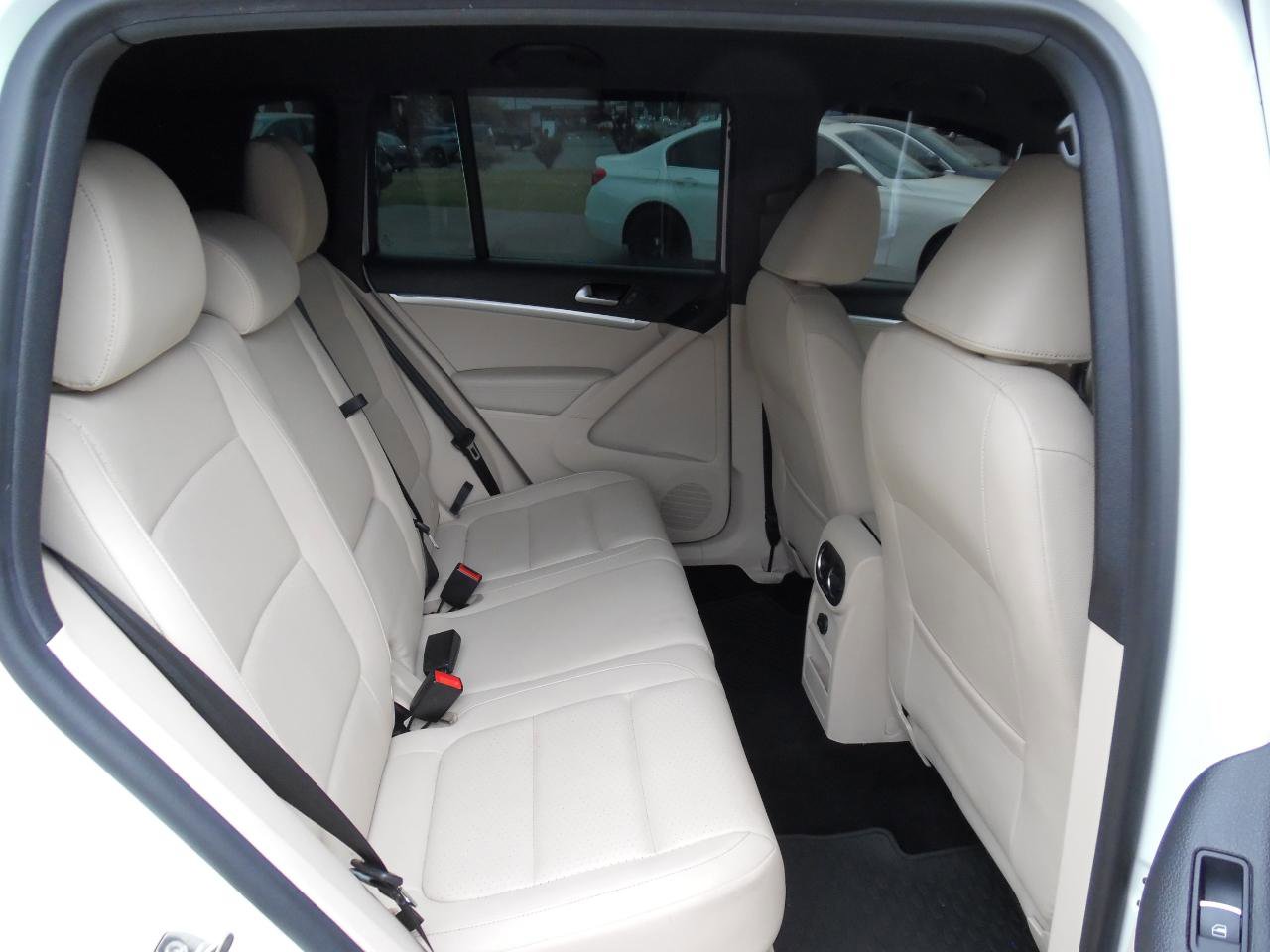 Used 2016 Volkswagen Tiguan R-Line AWD/4WD image 19