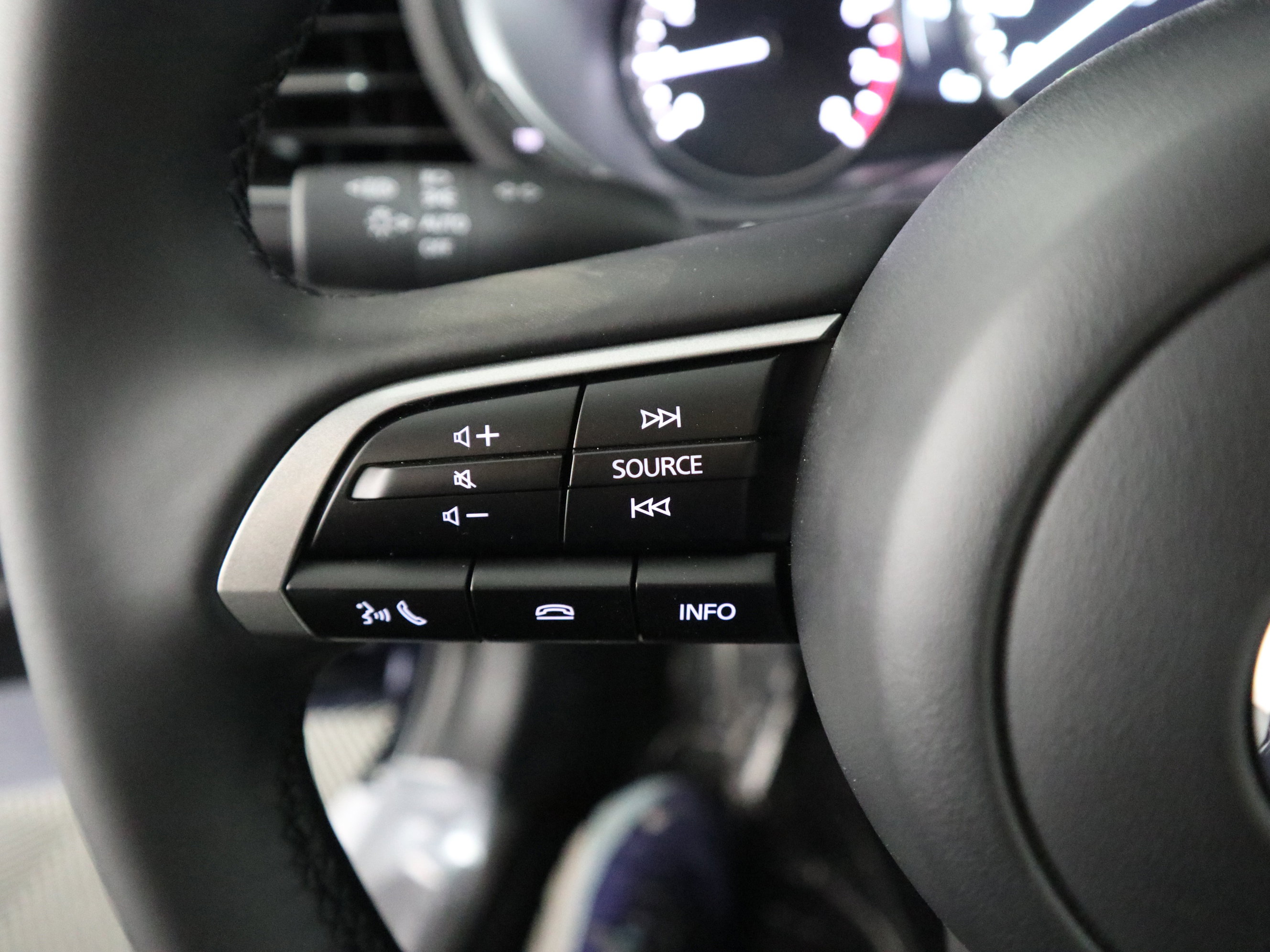 New 2026 MAZDA MAZDA3 2.5 S Sedan w/ Preferred Pkg image 25