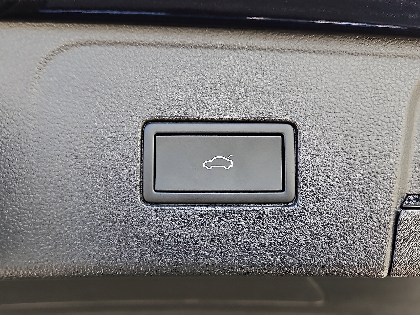 New 2025 Volkswagen Atlas SE image 7