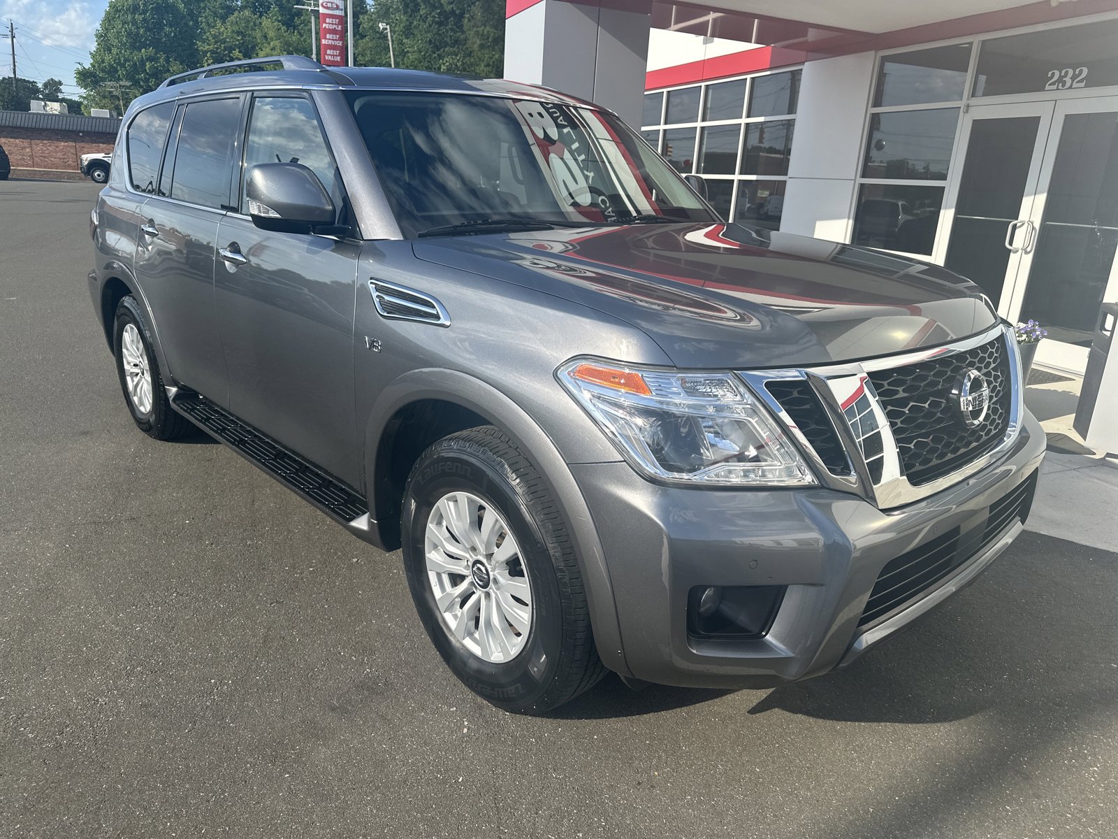 Used 2020 Nissan Armada SV w/ Driver Package RWD image 2