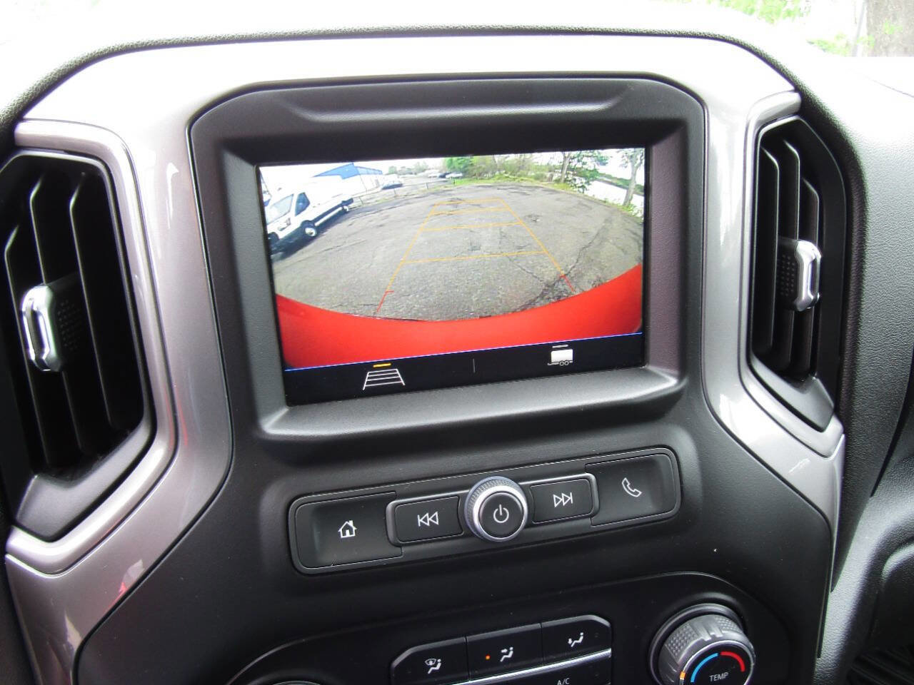 Used 2019 Chevrolet Silverado 1500 Custom w/ Custom Value Package AWD/4WD image 13