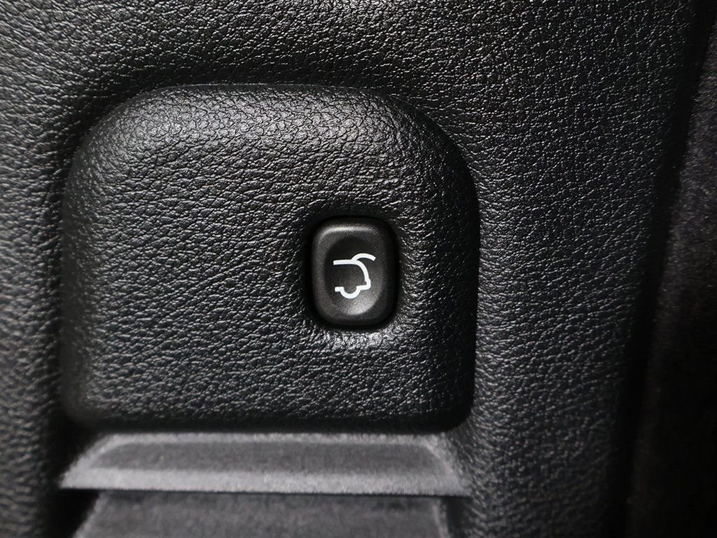 Used 2022 Dodge Durango GT image 21