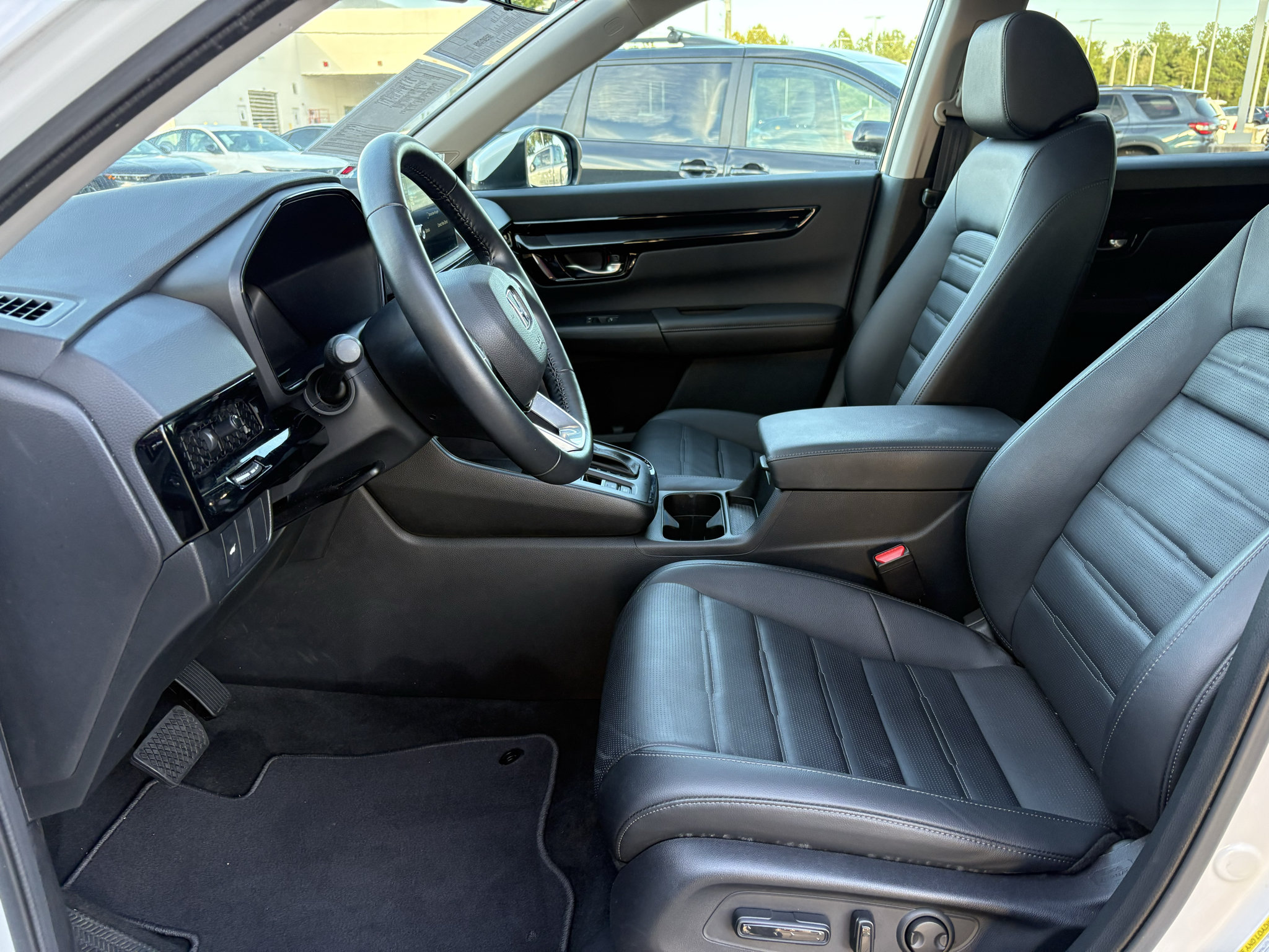 Used 2026 Honda CR-V EX-L image 10