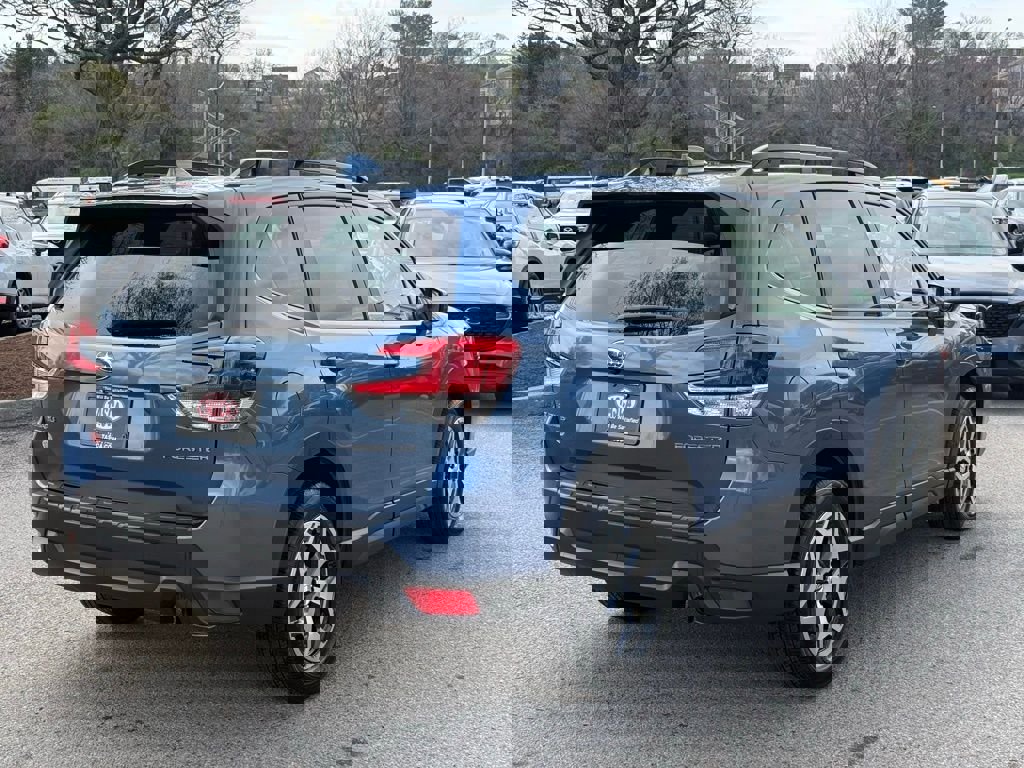 Used 2023 Subaru Forester Premium image 8