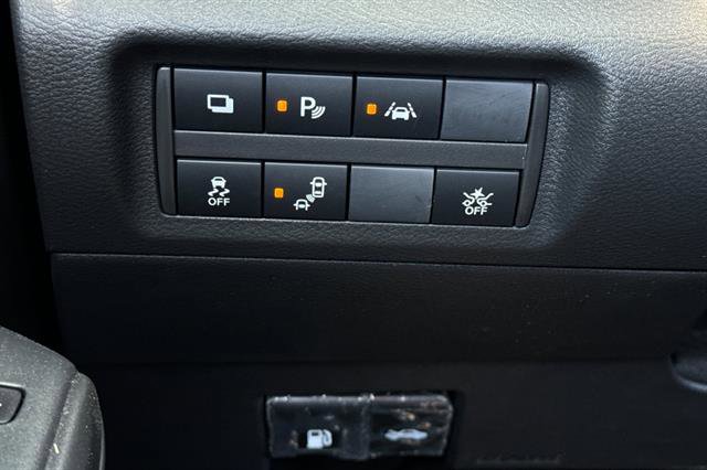 New 2025 Nissan Kicks Play S image 27