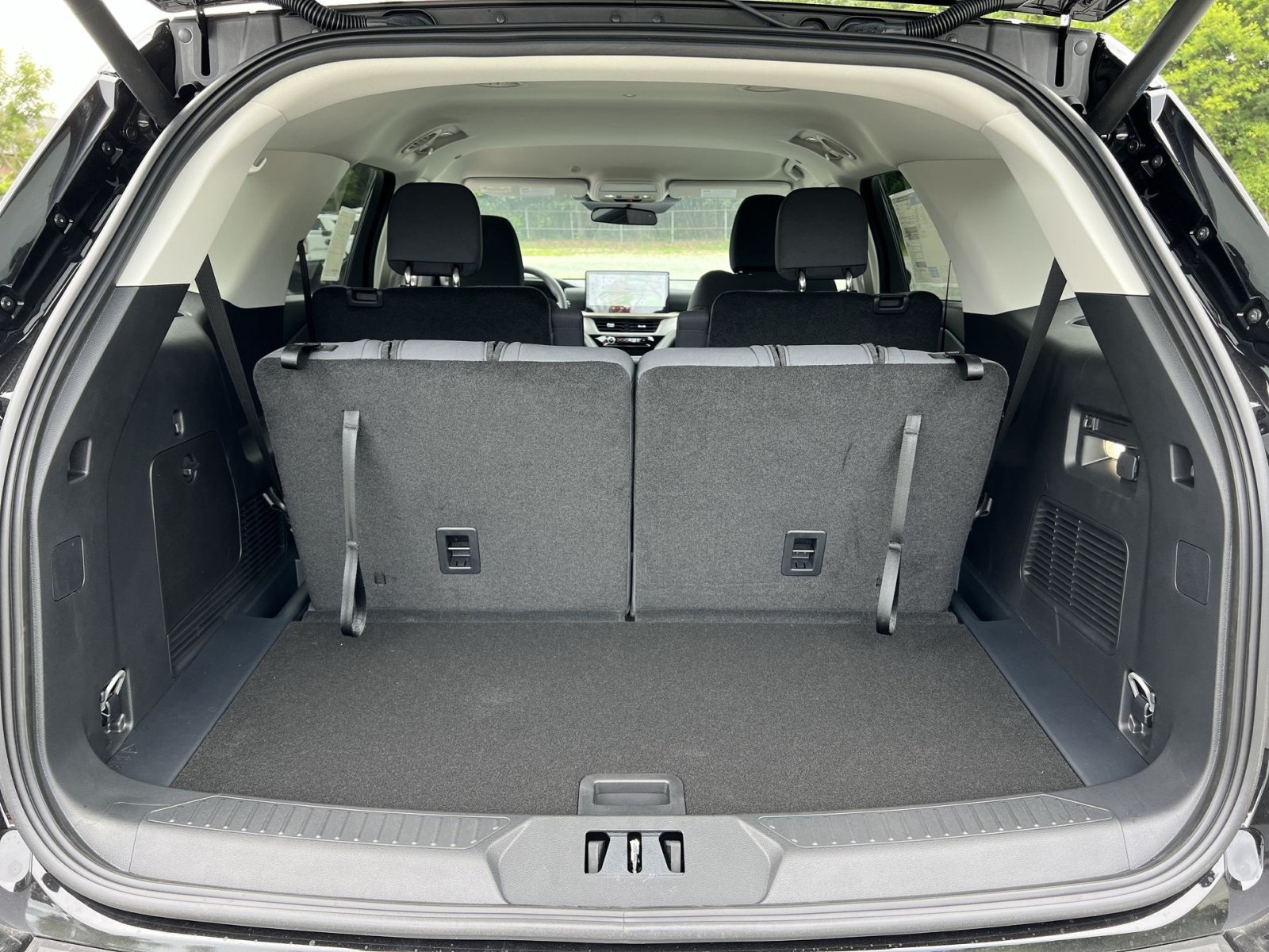 New 2026 Ford Explorer Active AWD/4WD image 26