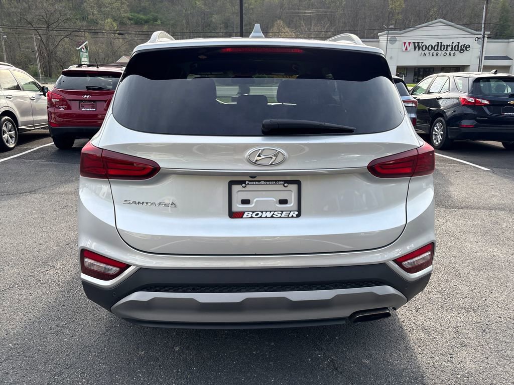 Used 2019 Hyundai Santa Fe SEL FWD image 4