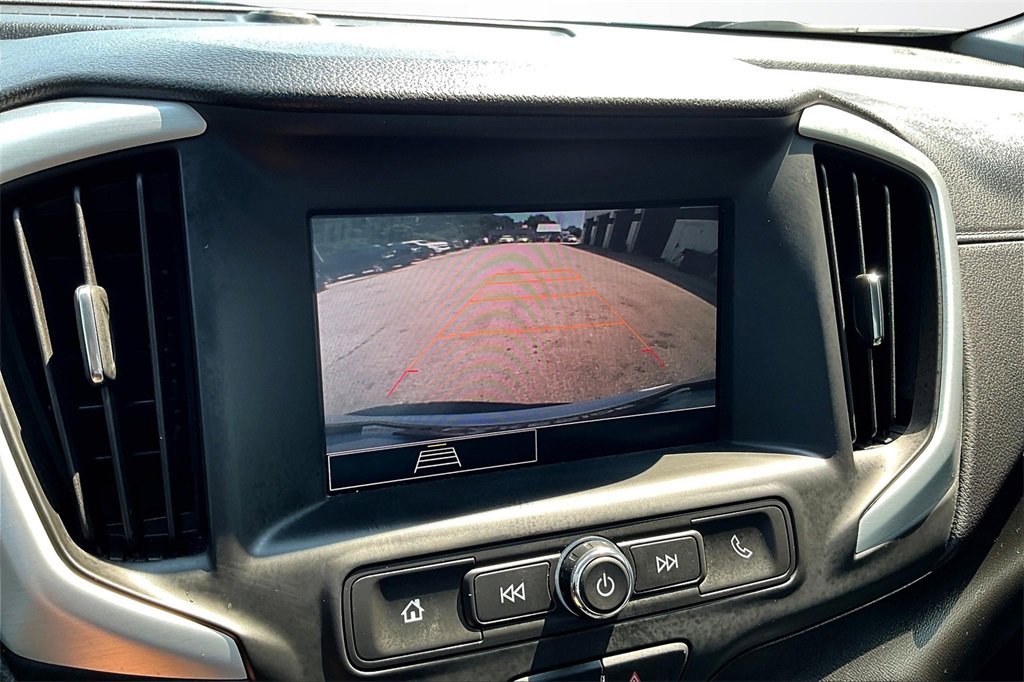 Used 2023 GMC Terrain SLE image 14