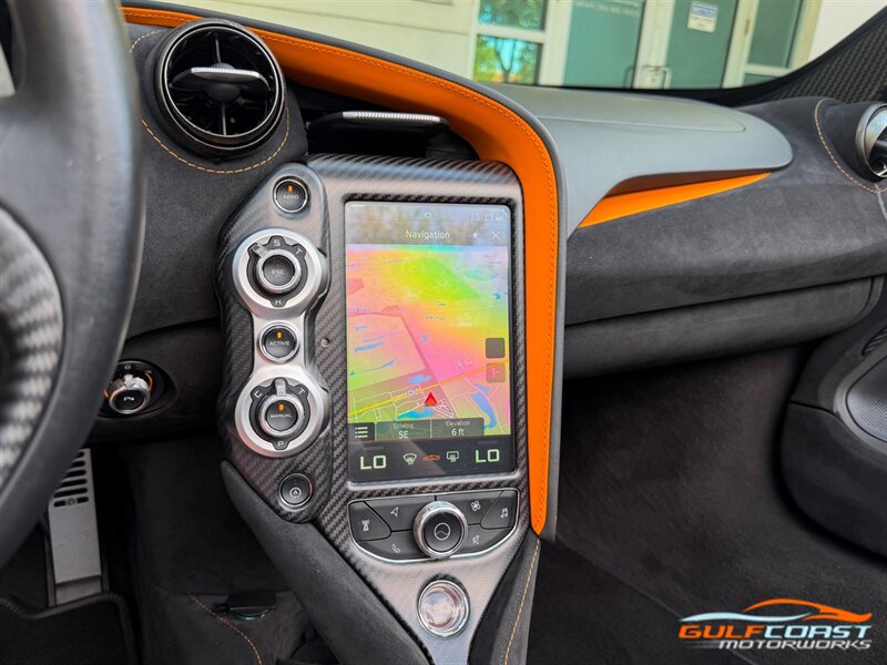 Used 2022 McLaren 720S Performance RWD image 18