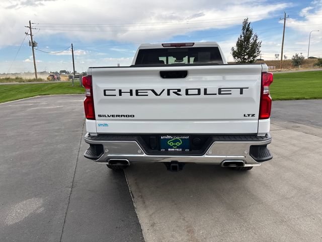 Certified 2023 Chevrolet Silverado 1500 LTZ w/ Technology Package AWD/4WD image 4