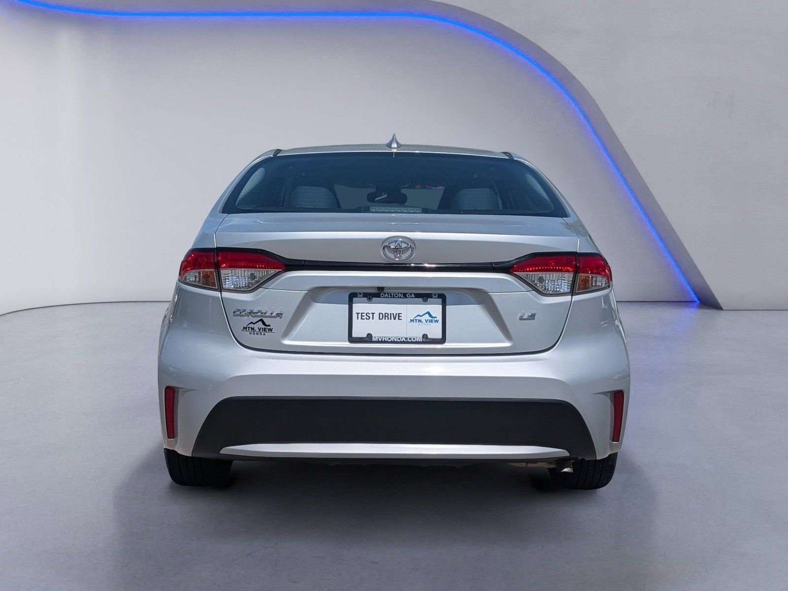 Used 2020 Toyota Corolla LE FWD image 4