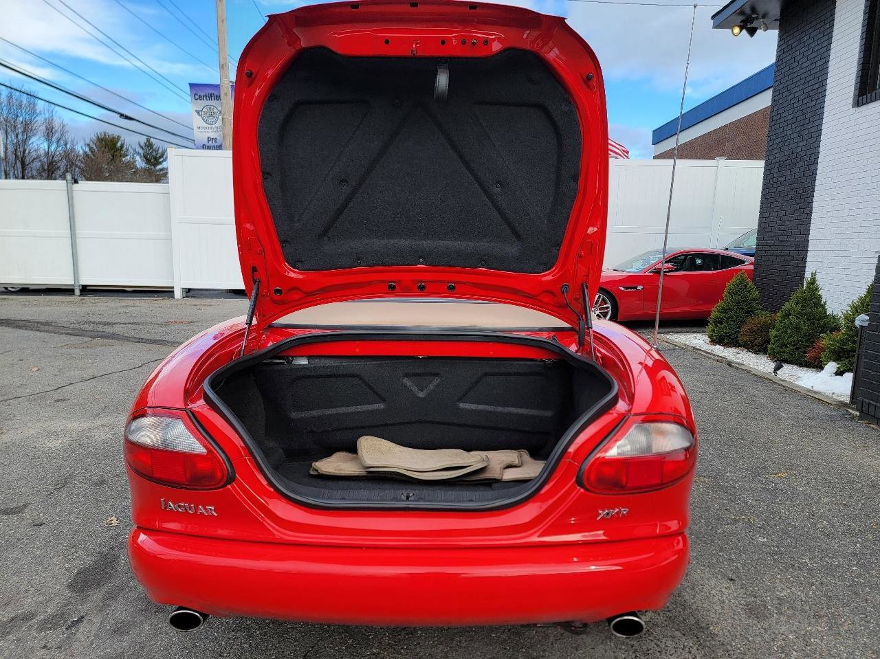 Used 2000 Jaguar XK8 Convertible image 20