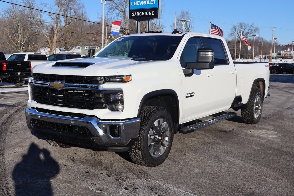 New 2026 Chevrolet Silverado 3500 LT w/ Texas Edition image 16