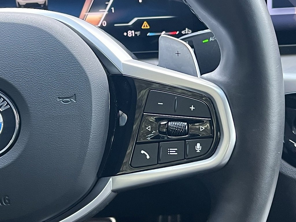 Used 2025 BMW 330i Sedan w/ M Sport Package image 39