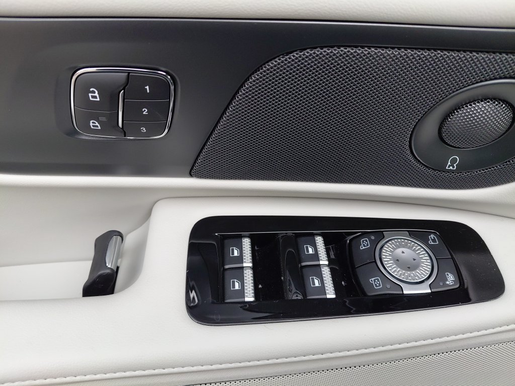 New 2026 Lincoln Nautilus Premier w/ Equipment Group 102A AWD/4WD image 13