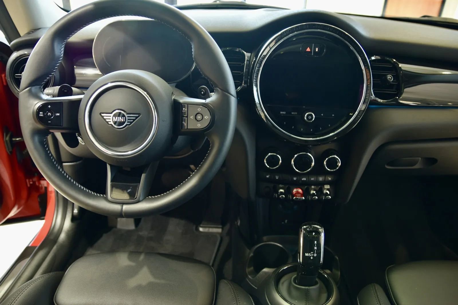 Used 2024 MINI Cooper S FWD image 12