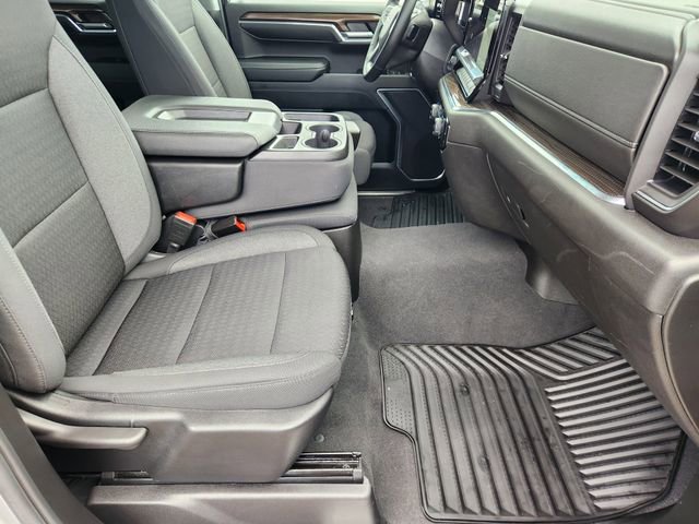 Used 2024 Chevrolet Silverado 1500 LT image 14