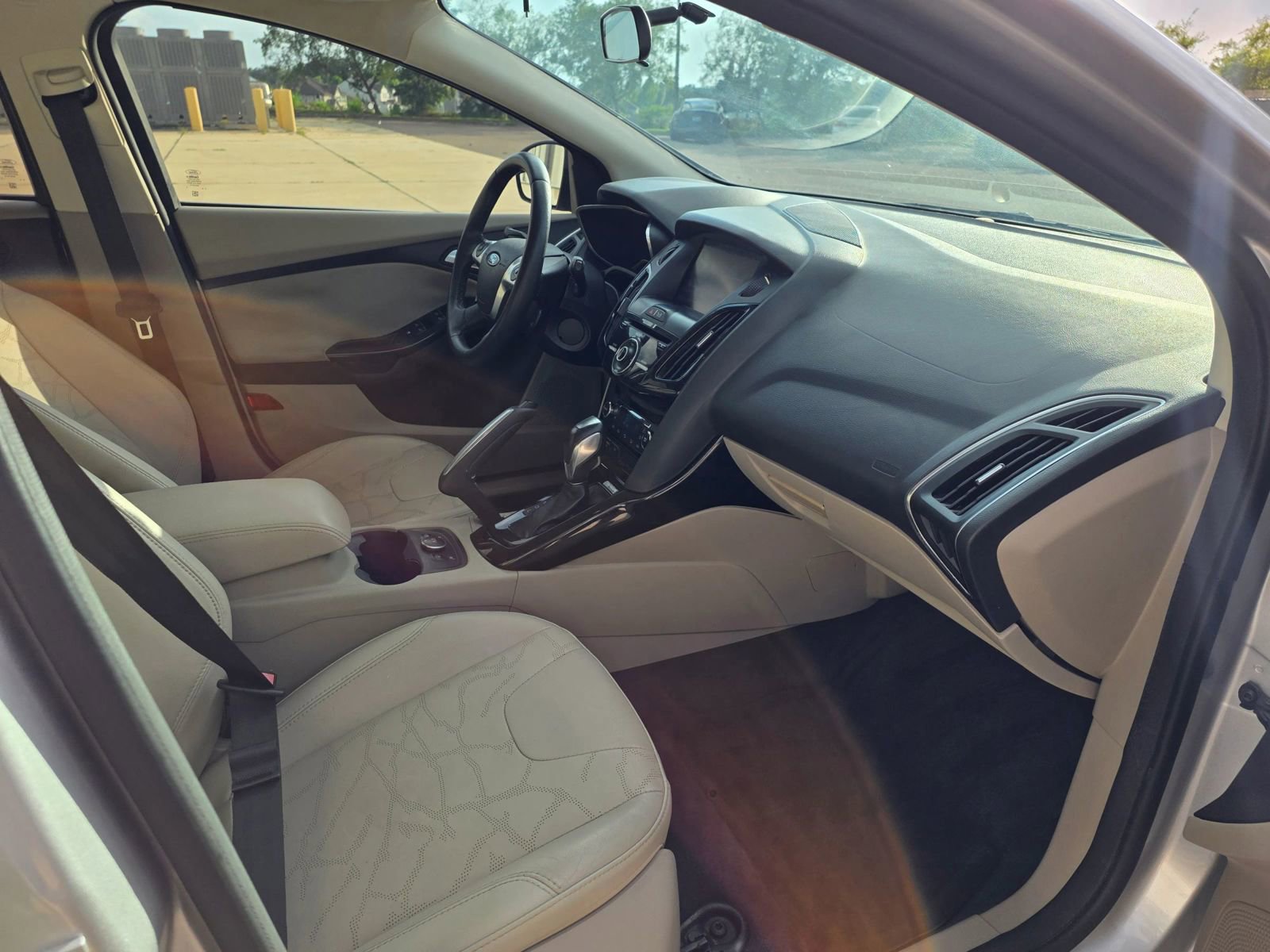 Used 2013 Ford Focus Electric Hatchback FWD image 26