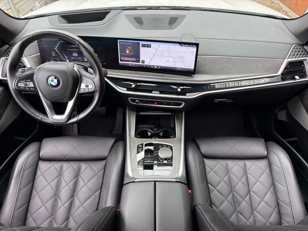 Used 2025 BMW X5 xDrive40i w/ Climate Comfort Package image 24