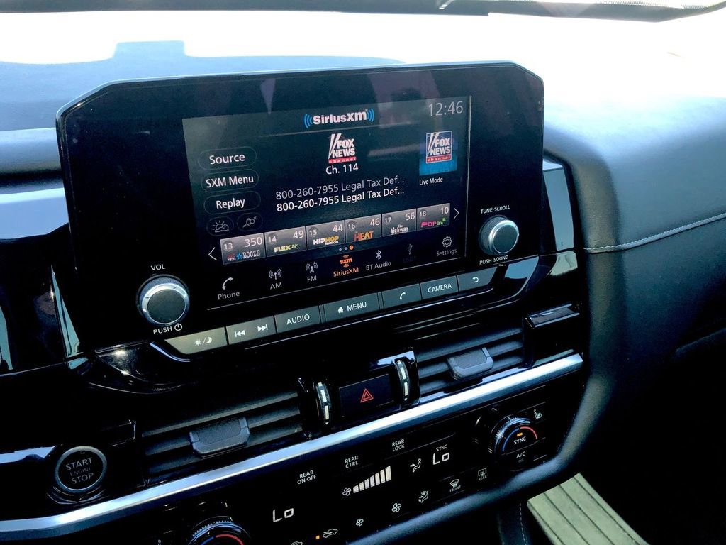 Used 2022 Nissan Pathfinder SV image 28