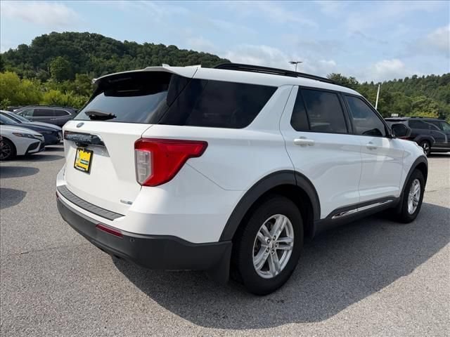 Used 2020 Ford Explorer XLT w/ Comfort Package AWD/4WD image 13